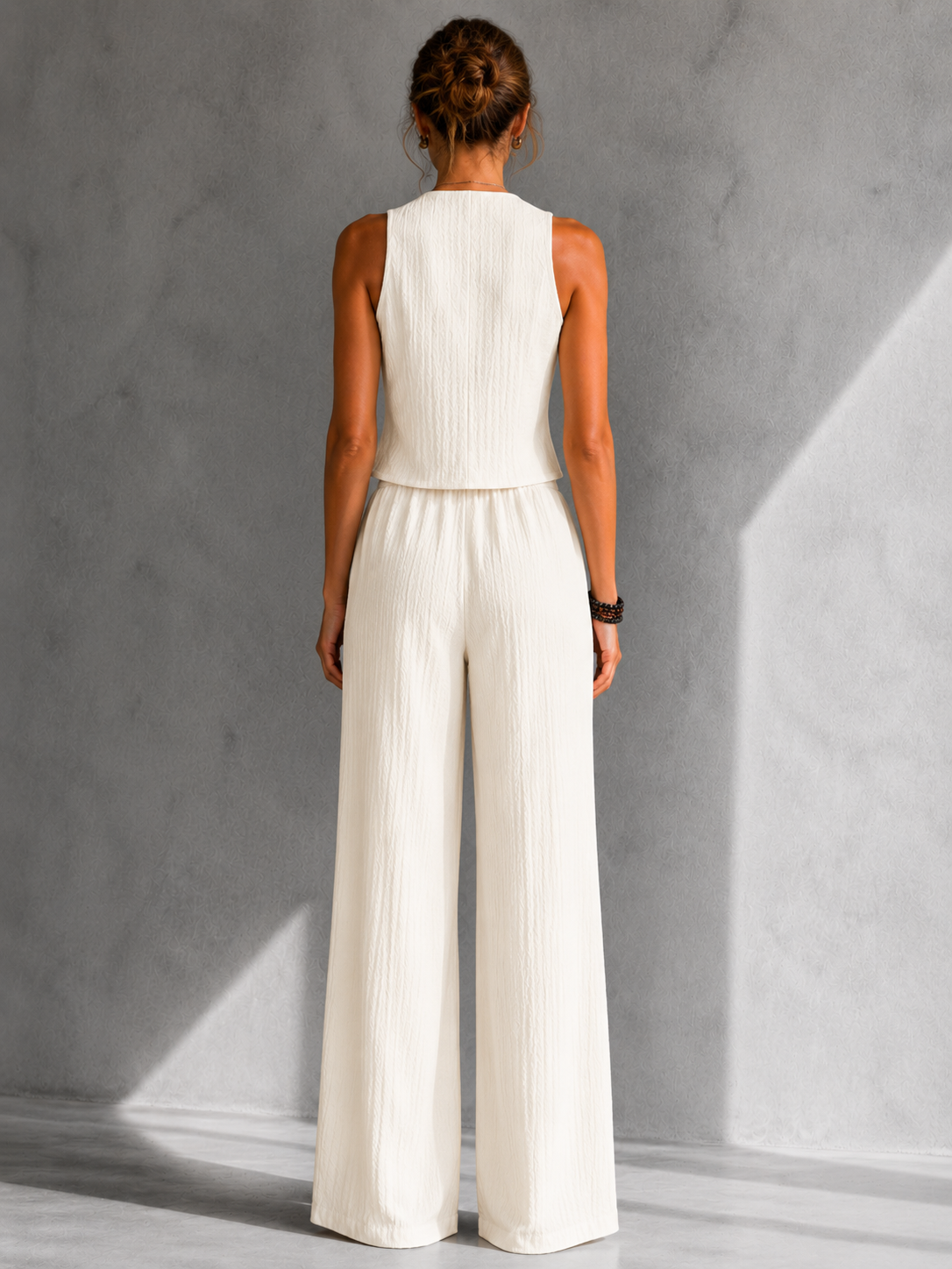 Aglaia | Completo fluido con gilet abbottonato