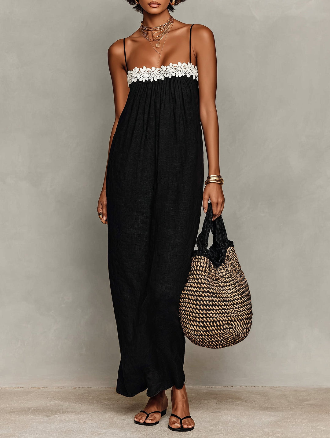 Lizzie™ | Flowing Maxi Dress with Floral Lace