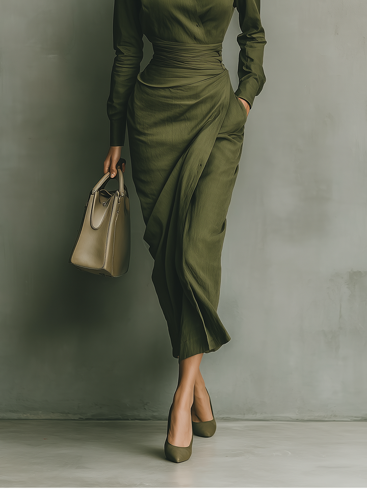 Abito a portafoglio satinato con cintura – Verde elegante