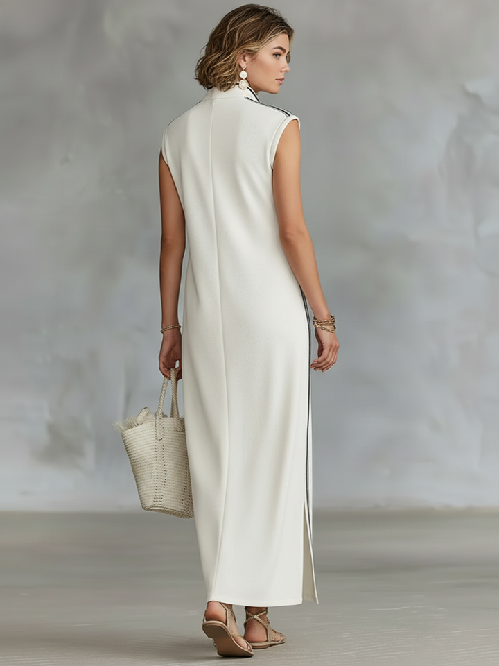 Gina™ | Elegant Maxi Dress with Flowing Cut and Modern Neckline