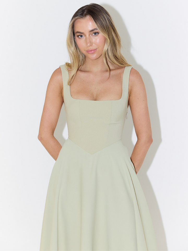 Priscilla™ | Timeless Midi Dress