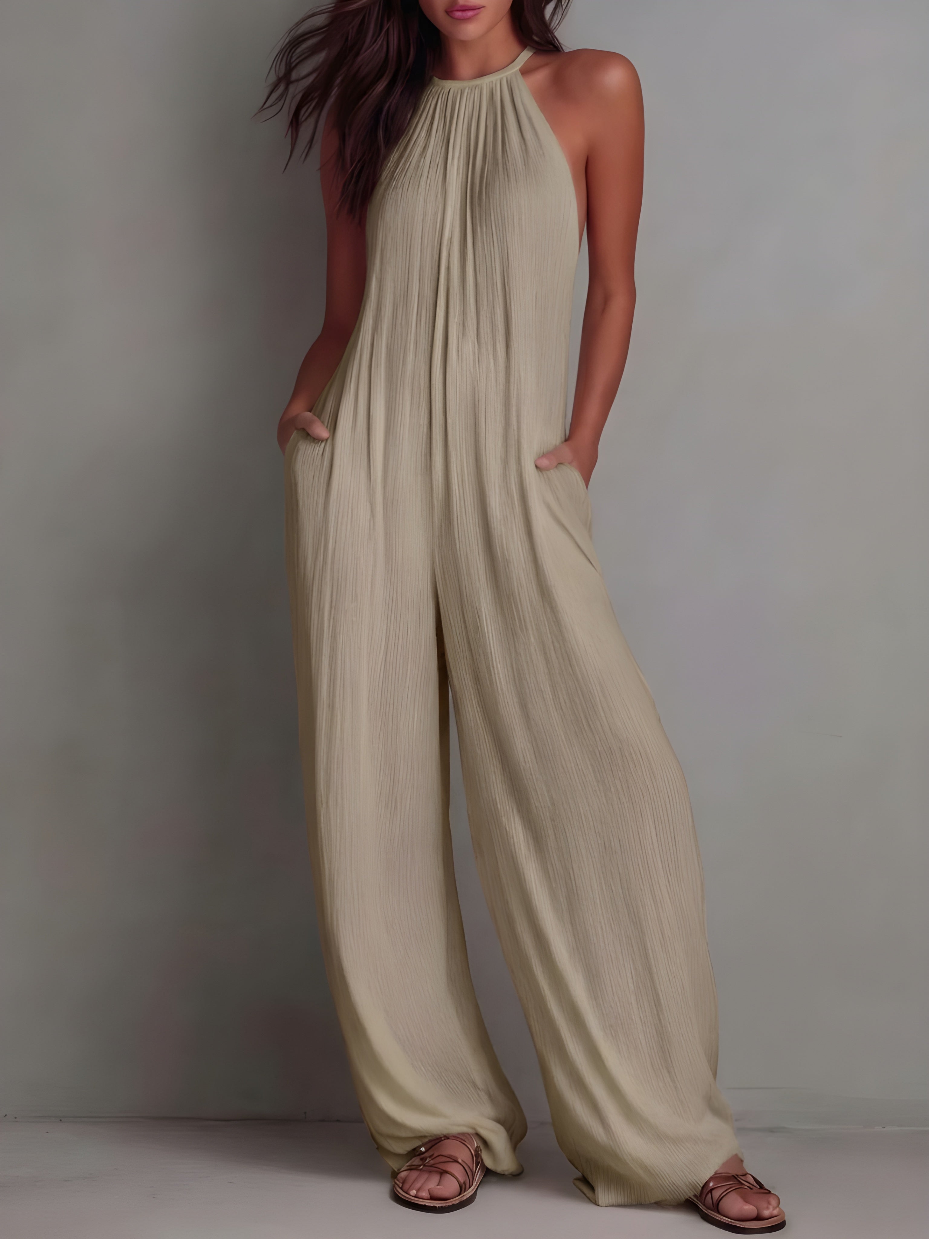 Filomena | Tuta fluida ed elegante con collo halter