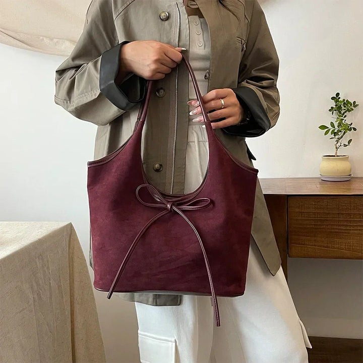 Isla™ | Elegant Bag with Bow and Vegan Textures