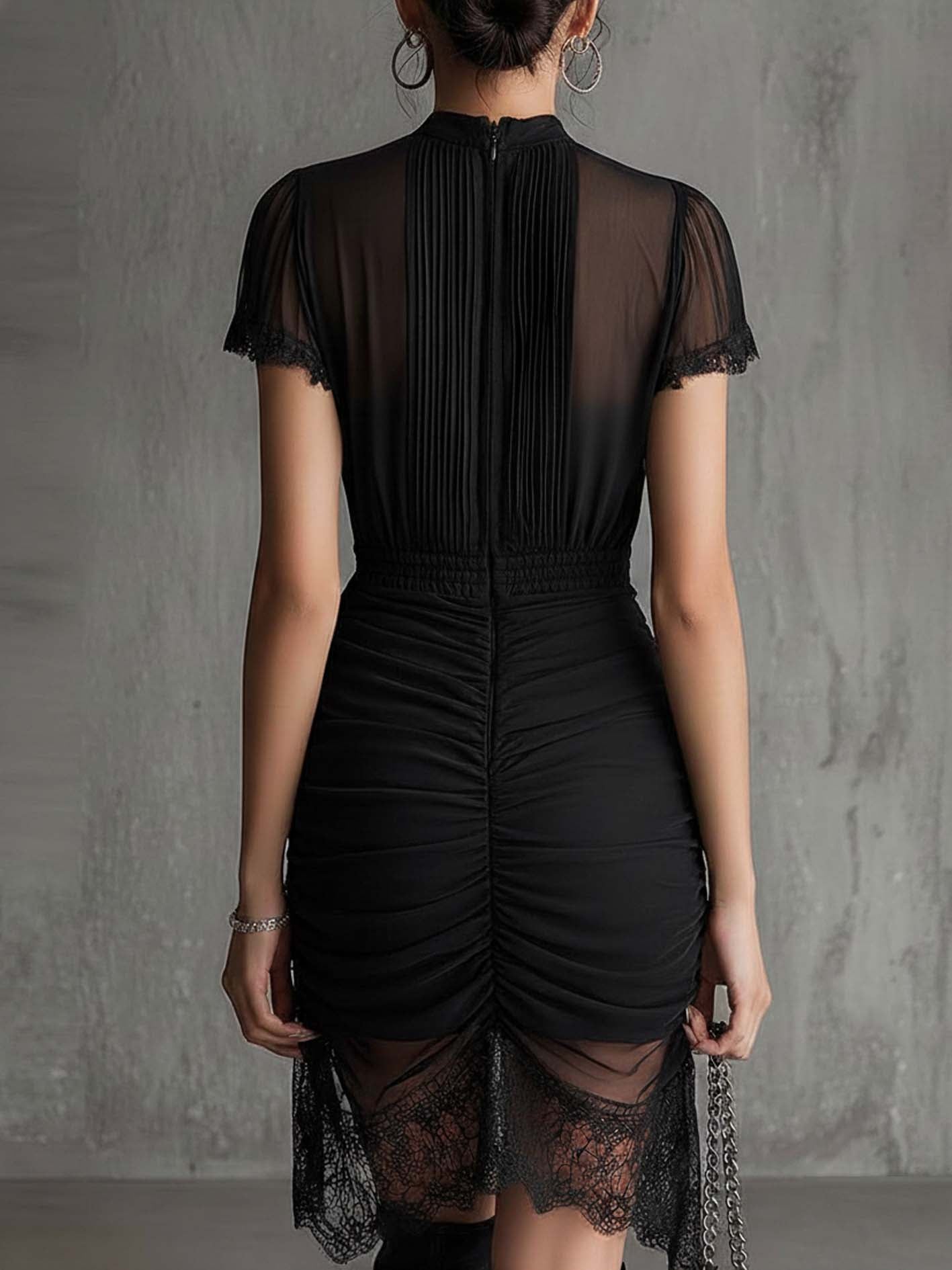 Patrizia | Abito elegante in pizzo e mesh